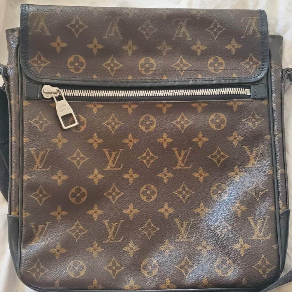 Louis Vuitton Macassar